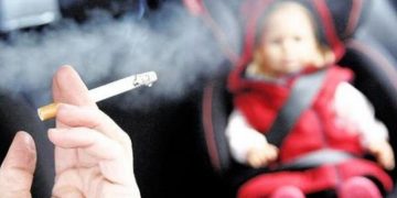 Warga Minta Lindungi Hak Bukan Perokok, Wulandari Hanya Bisa Menutup Hidungnya