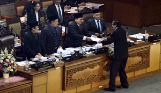 Bau Barter Undang-Undang MD3 dengan RUU Pertembakauan