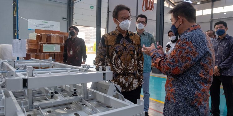 Produksi Alat Kesehatan Harus Dominan Bahan Baku Lokal