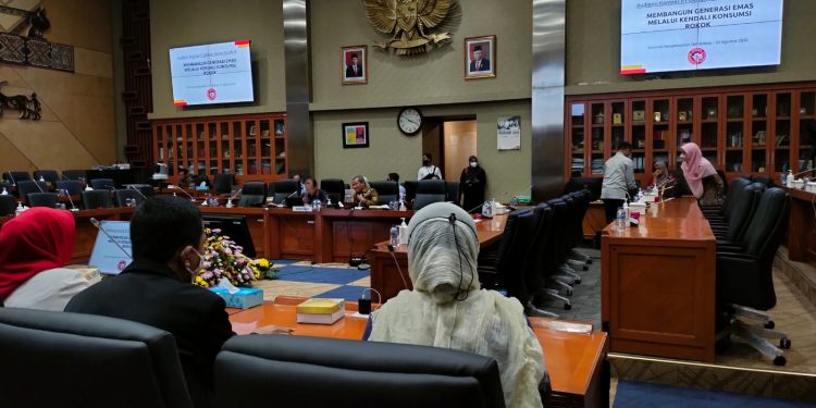 Suir Syam Pesimis Angka ‘Stunting’ Turun Jika Masih Banyak Perokok di Indonesia