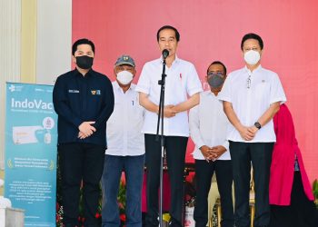 Angka Kematian Covid-19 Naik, Jokowi Lanjut Vaksin Booster Kedua