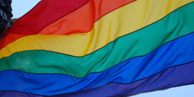 Beban Ganda Transpuan di Nusa Tenggara Timur