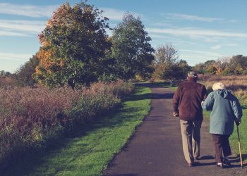 Tips untuk Lansia: Menua dan Sehat Pascapandemi