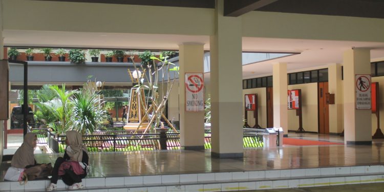 Menatap UIN Jakarta Menuju Kampus Bebas Asap Rokok