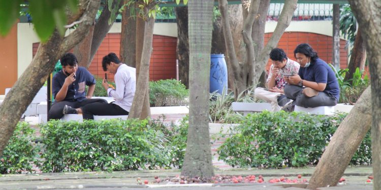 Menatap UIN Jakarta Menuju Kampus Bebas Asap Rokok