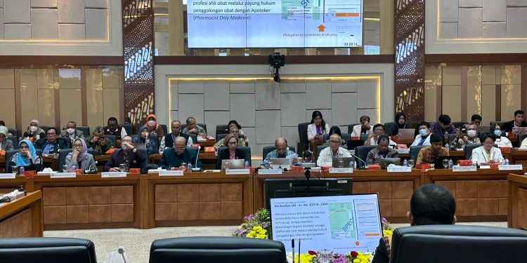 RUU KESEHATAN: Was-was Raibnya Pasal Zat Adiktif