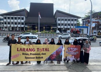 Anak Muda Serukan ke Jokowi Jangan Biarkan Industri Rokok ‘Cawe-cawe’