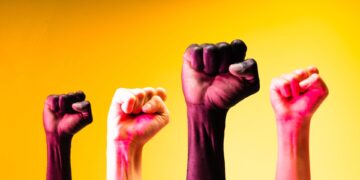 KEKERASAN DI REMPANG: Pejabat Pemerintah Diduga Menyalahgunakan Kewenangan