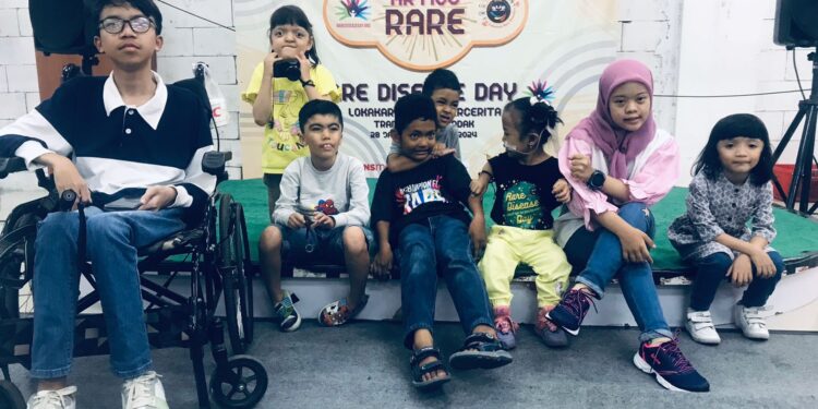 Lokakarya Foto Bercerita bertema Aku Bisa di i Transmart Cilandak, 28 Januari 2024. Dok Komunitas Penyakit Langka