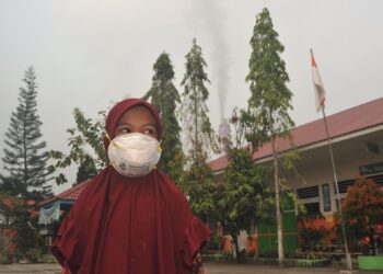 PLTU OMBILIN: Akibat Sesak Berujung Desak