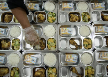 Potret Makan Bergizi ‘Tragis’