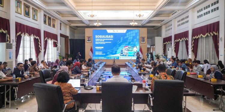 BISNIS DAN HAM: Pentingnya Memitigasi Dampak Negatif PSN