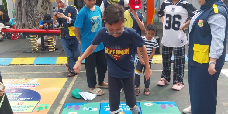 HARI ANAK NASIONAL: Bermain Adalah Hak, Merokok itu Bahaya