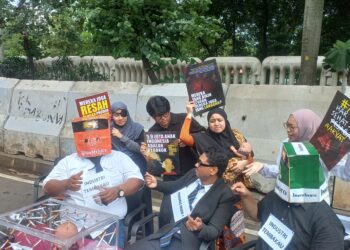 Asap Kepentingan Menggengam Negara?