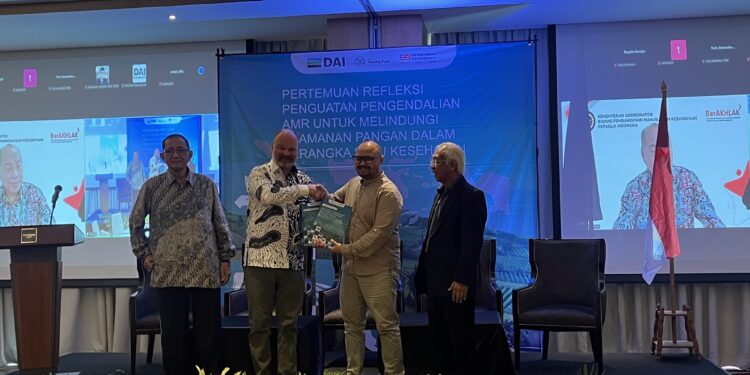 Riset Temukan 80-90 Persen Ayam Broiler Positif Bakteri Resisten