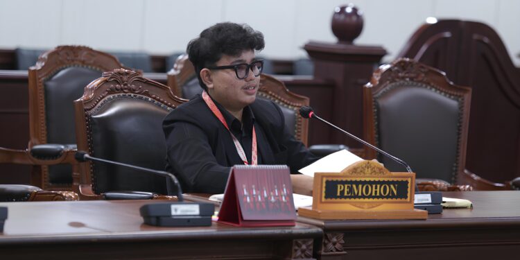 Setelah MK Tolak Gugatan Tak Adanya Larangan Merokok saat Berkendara