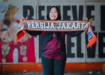 Suara Perempuan: Kami Berhak Nonton Sepak Bola Tanpa Asap Rokok
