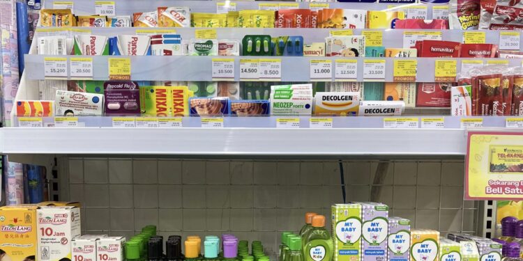 BPOM Bolehkan Jual Obat di Minimarket, Akses Masyarakat Meluas atau Keselamatan Terancam