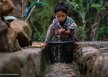 Pemerintah Indonesia, UNICEF, dan CEO Water Mandate Perkuat Ketahanan Air di Jawa