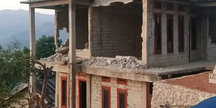 Gempa Magnitudo 7,7 Guncang Nagekeo, Dua Orang Meninggal di Sikka