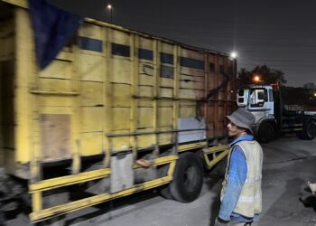 Hidup dalam Kepulan Truk: Elektrifikasi Tersangkut Harga dan Kebijakan