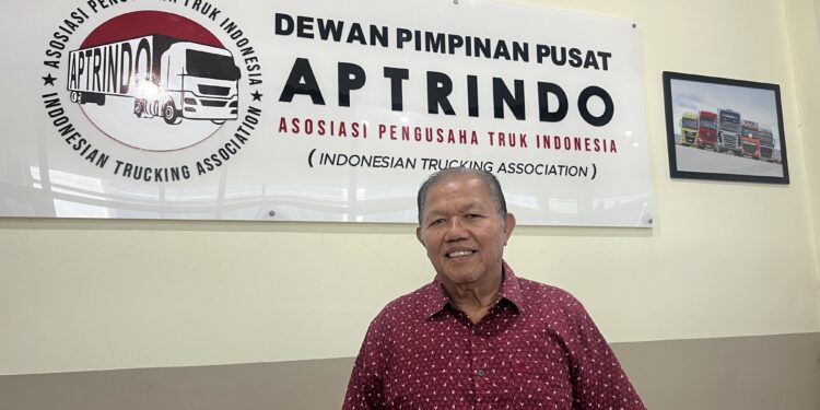 Hidup dalam Kepulan Truk: Elektrifikasi Tersangkut Harga dan Kebijakan