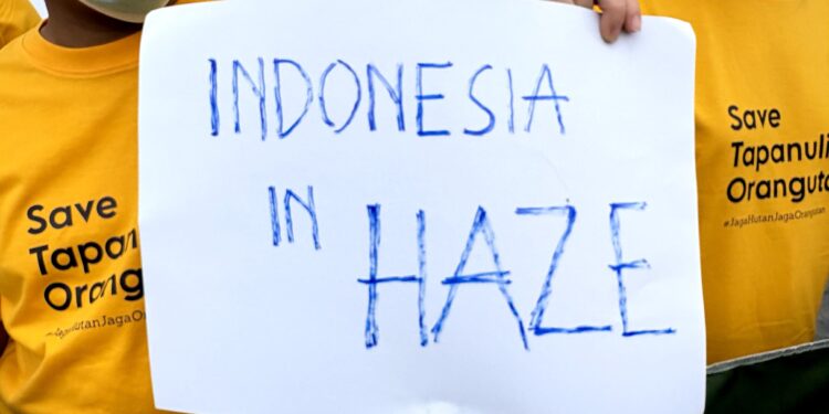 Aksi Damai di COP CBD, Satya Bumi Desak Pemerintah Serius Lindungi Orangutan Tapanuli dan Tangani Karhutla