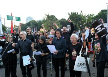 FIAD Sebut Negara Gagal: Masyarakat Adat, Peradaban, dan Paru Dunia Ikut Terbakar