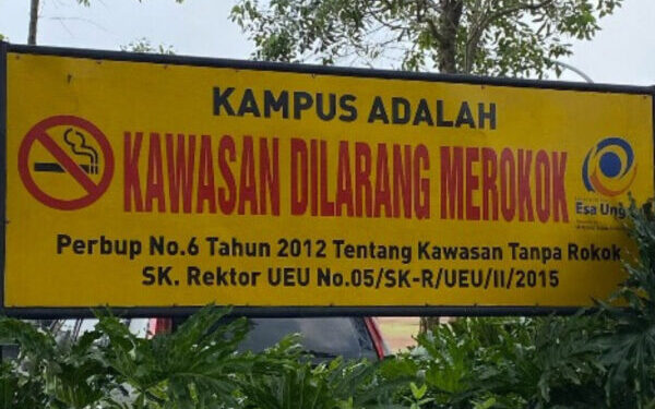 Kampus Sudah Terapkan Kawasan Tanpa Rokok, Tapi Mengapa Masih Banyak yang Klepas-klepus?